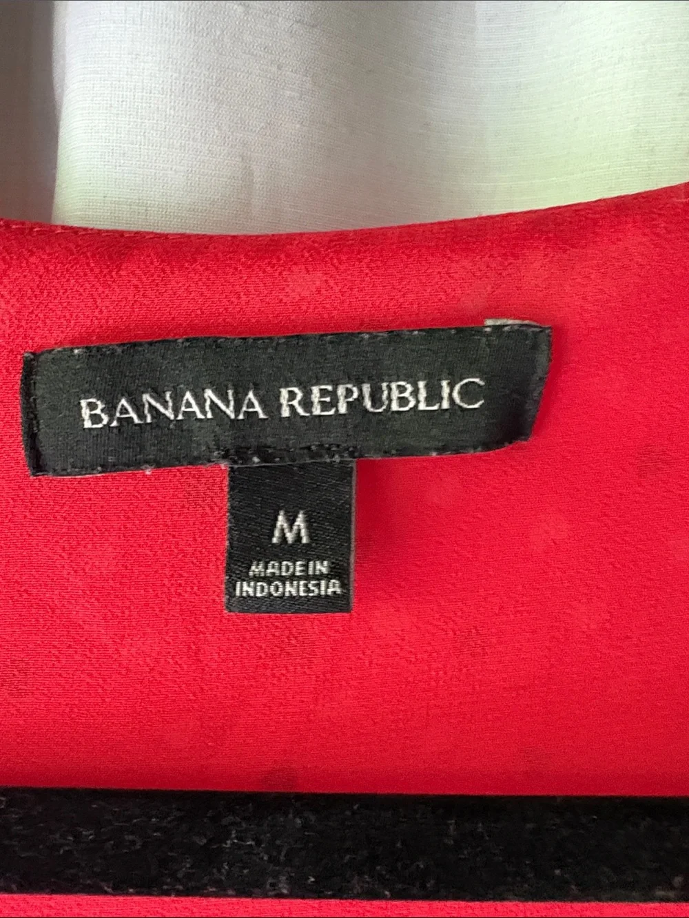 Banana Republic neck peasant
